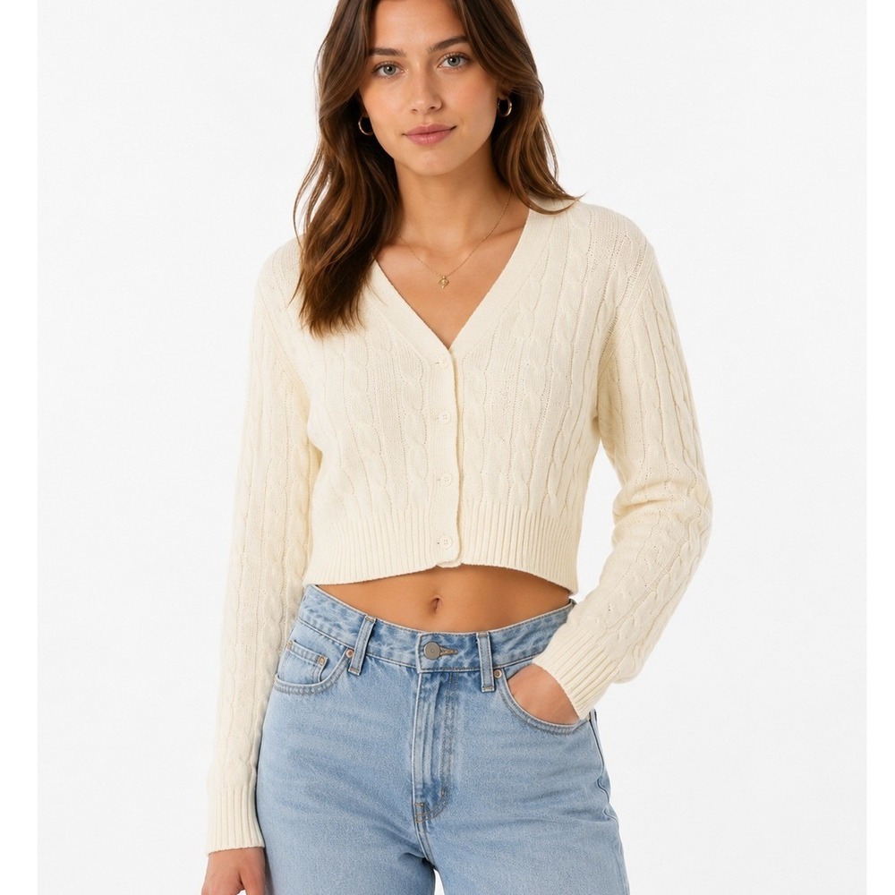 Cotton Candy LA | White Cable Knit Cropped Cardigan V-Neck Sweater | Small